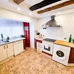 Casa De Goya Turistea דירה סרגוסה