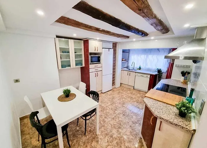 Casa De Goya Turistea *